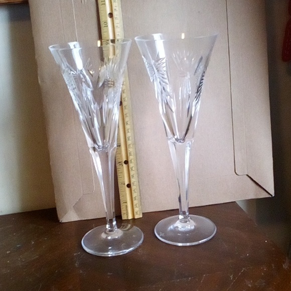 Waterford Crystal Millennium Continental fluted champagne glasses - set of 2. - Picture 9 of 9